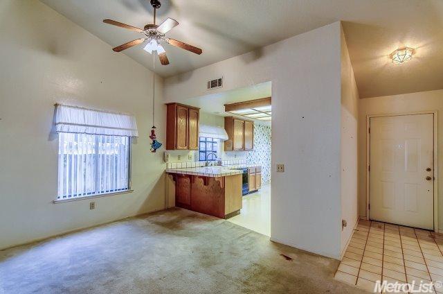 985 1st St, Galt, CA 95632 photo 6
