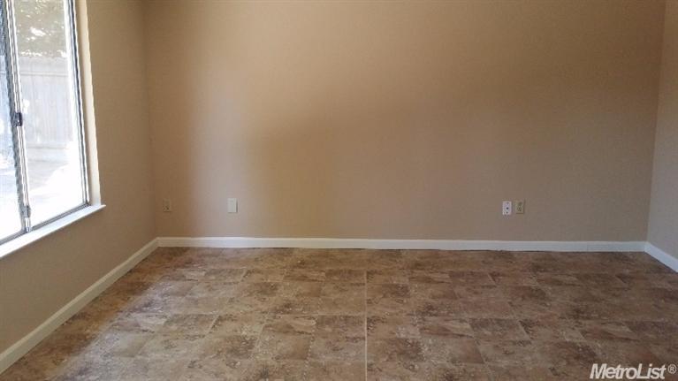 3521 Bayboro Dr, Modesto, CA 95357 photo 3
