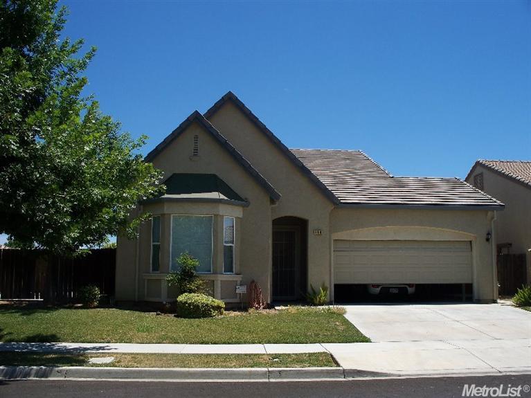 196 Fall, Patterson, CA 95363 photo 1