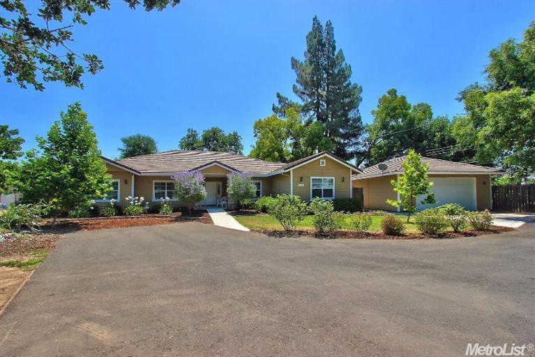 4920 Steamers Ln, Carmichael, CA 95608 photo 1