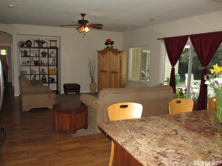 4920 Steamers Ln, Carmichael, CA 95608 photo 10