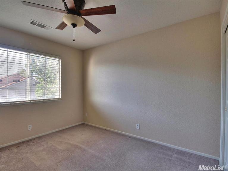 1728 Volendam Ave, Modesto, CA 95356 photo 14