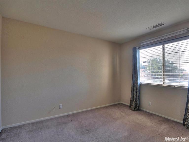 1728 Volendam Ave, Modesto, CA 95356 photo 15