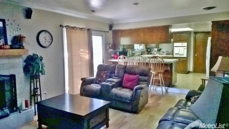 13657 Pinto Ln, Lodi, CA 95240 photo 7