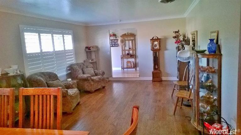 13657 Pinto Ln, Lodi, CA 95240 photo 3