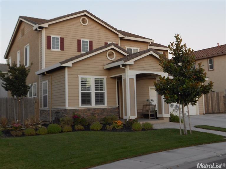 1748 Centerpiece Ln, Manteca, CA 95337 photo 3