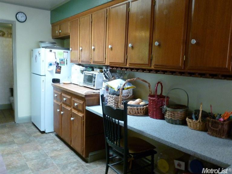 3215 Mayer Way, Carmichael, CA 95608 photo 6
