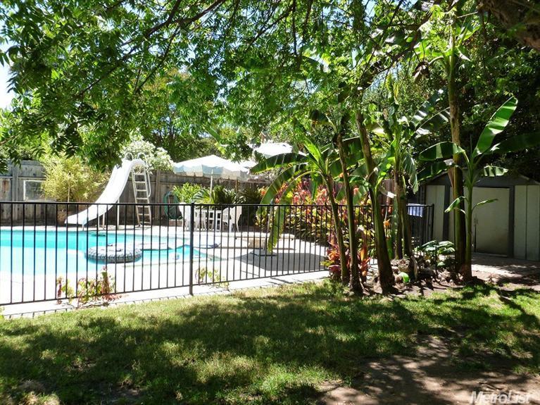3215 Mayer Way, Carmichael, CA 95608 photo 9