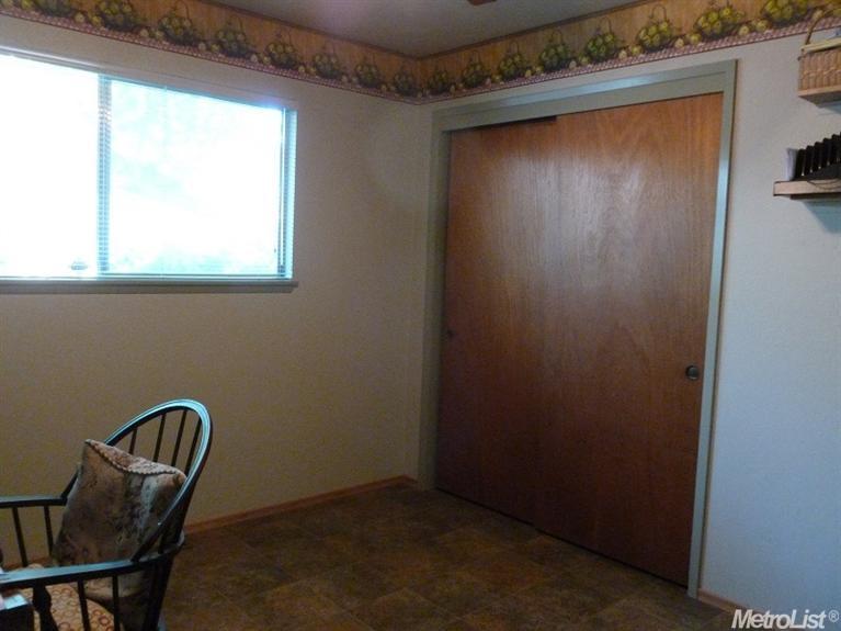 3215 Mayer Way, Carmichael, CA 95608 photo 24