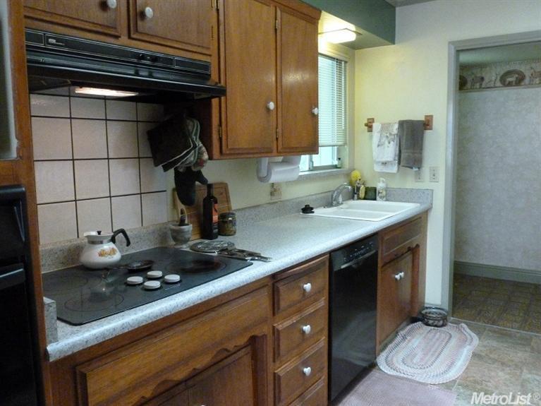 3215 Mayer Way, Carmichael, CA 95608 photo 7