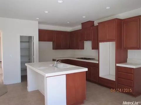 2538 Ancestry St, Manteca, CA 95337 photo 4