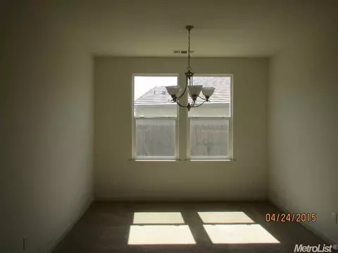 2538 Ancestry St, Manteca, CA 95337 photo 3