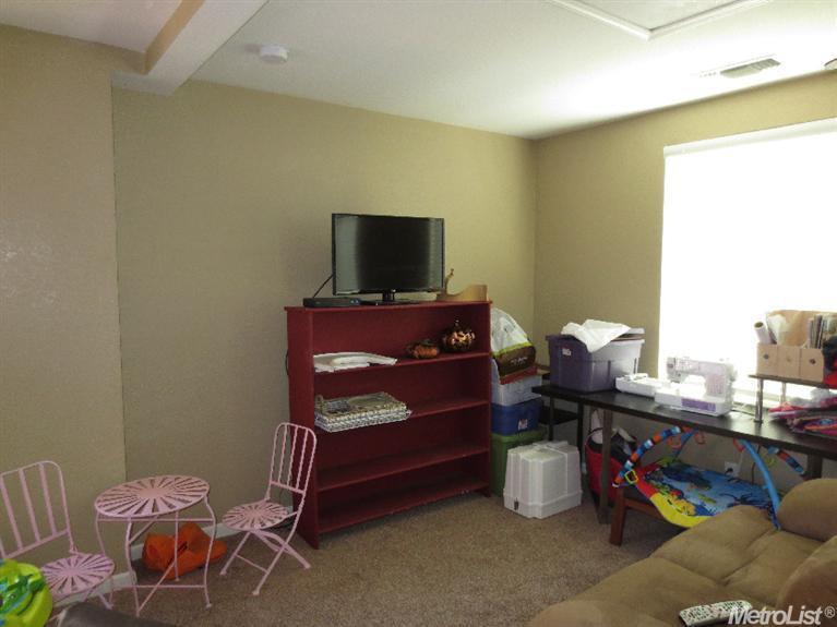 4032 Masterpiece Dr, Modesto, CA 95367 photo 22