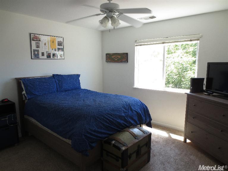 4032 Masterpiece Dr, Modesto, CA 95367 photo 13