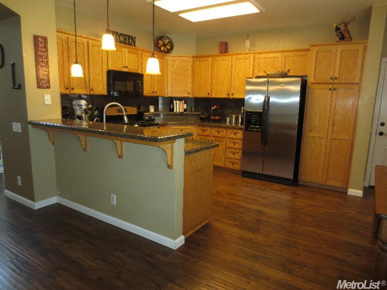4032 Masterpiece Dr, Modesto, CA 95367 photo 3