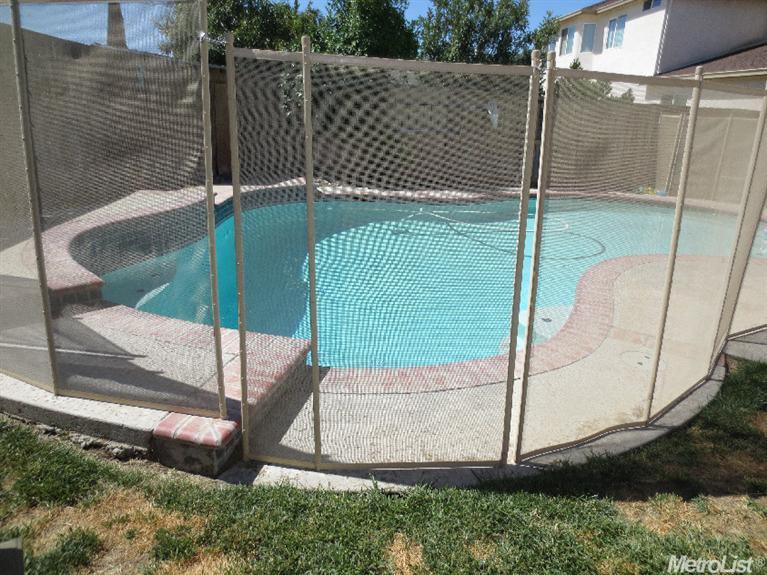 4032 Masterpiece Dr, Modesto, CA 95367 photo 18