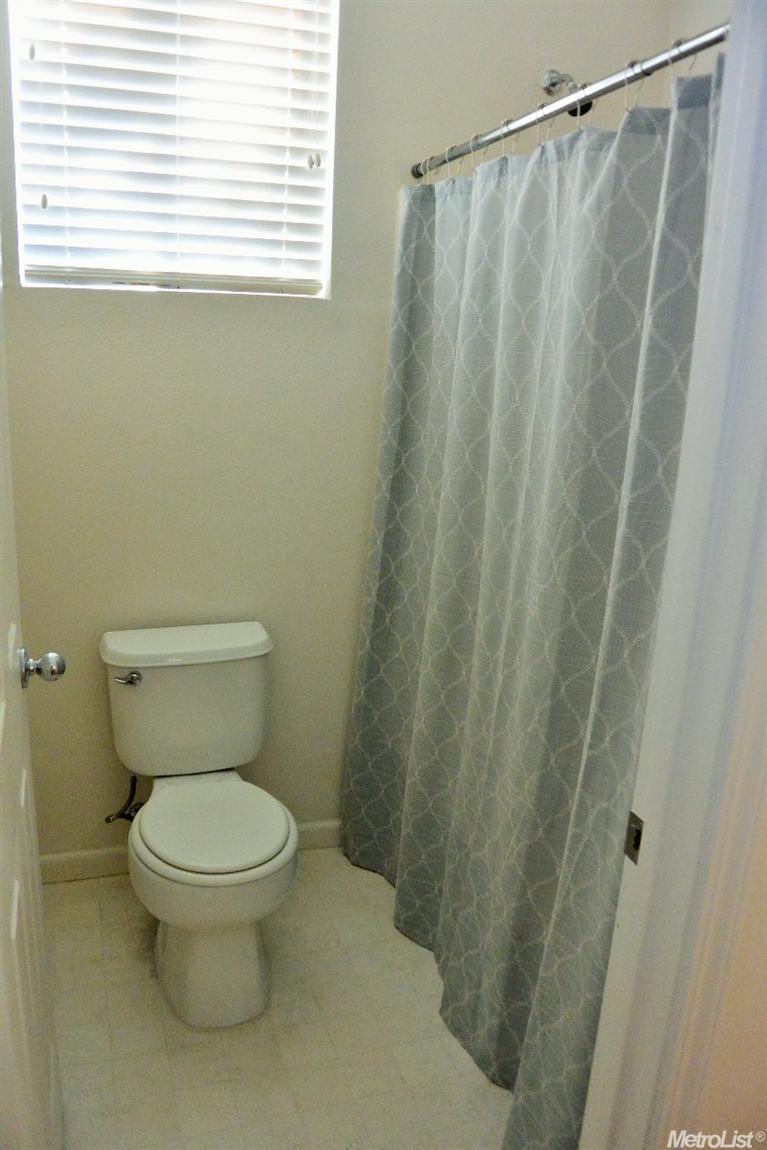 8337 Brewster Mill Cir, Antelope, CA 95843 photo 13