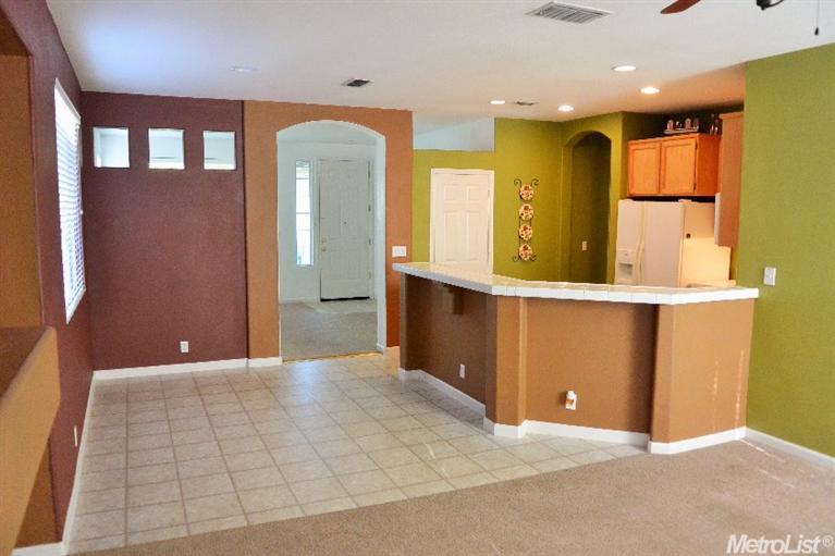 8337 Brewster Mill Cir, Antelope, CA 95843 photo 9