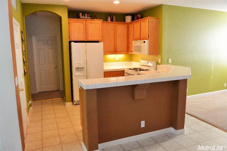 8337 Brewster Mill Cir, Antelope, CA 95843 photo 6