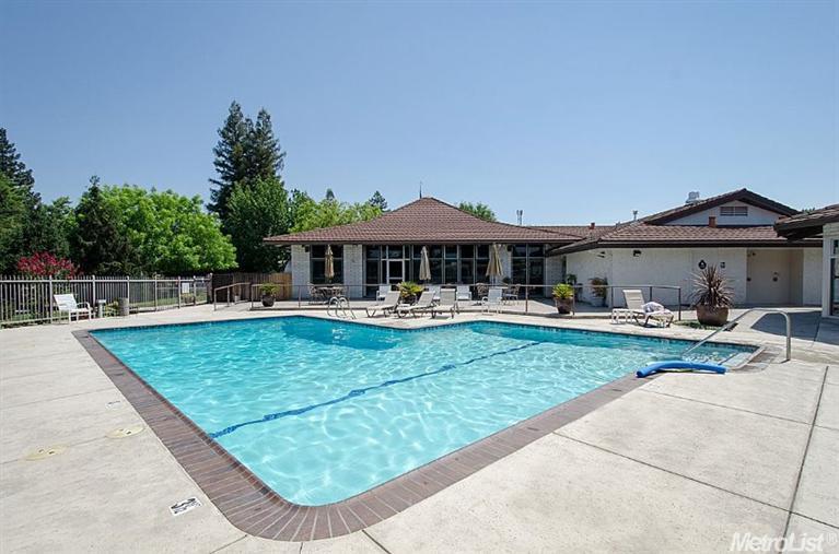 186 Shadowbrook, Folsom, CA 95630 photo 15
