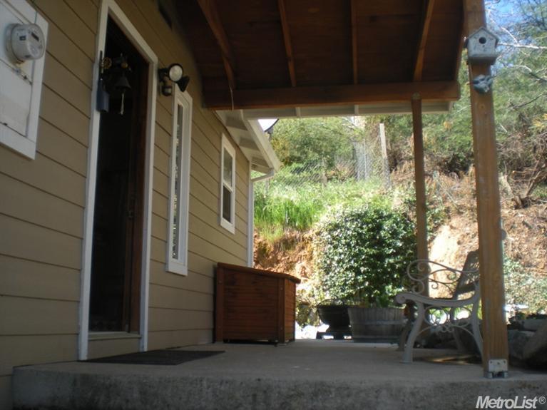 960 Garden Loop, Placerville, CA 95667 photo 2