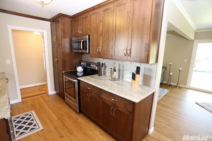 950 Daisy Ave, Lodi, CA 95242 photo 4