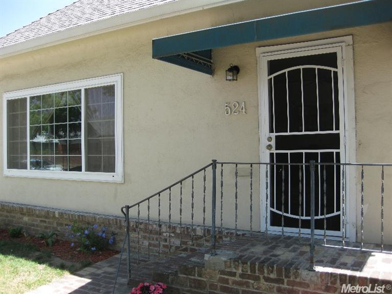 524 Eden, Lodi, CA 95240 photo 1