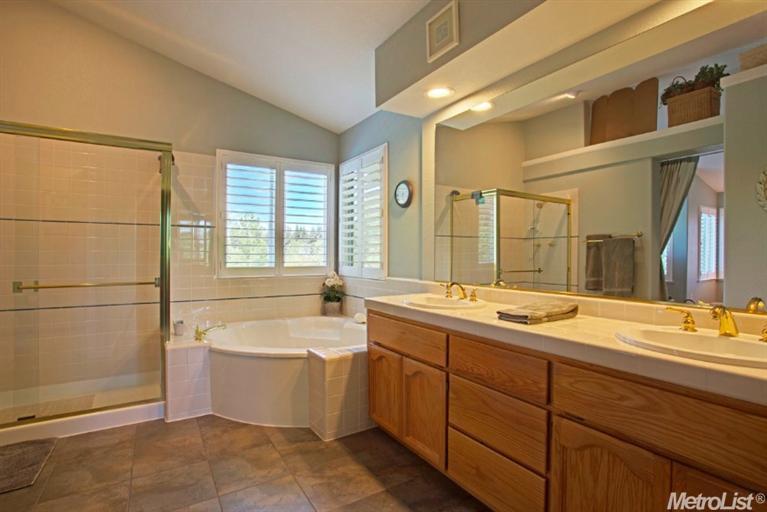 116 Burrill Dr, Folsom, CA 95630 photo 17