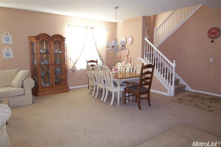 1462 Augusta Pointe Dr, Ripon, CA 95366 photo 4
