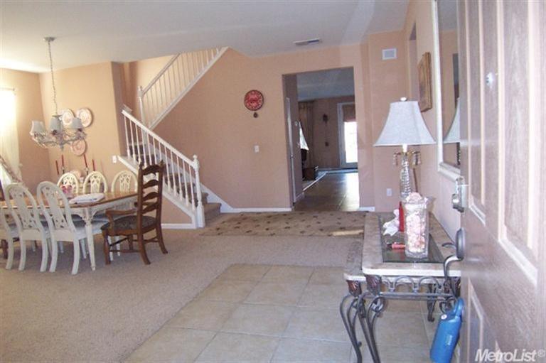 1462 Augusta Pointe Dr, Ripon, CA 95366 photo 2