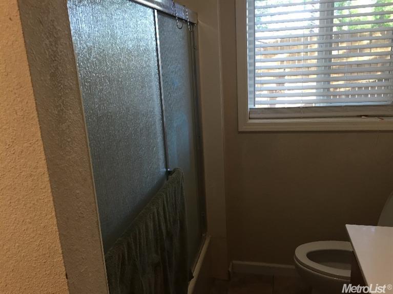 5248 Garfield Ave, Sacramento, CA 95841 photo 11