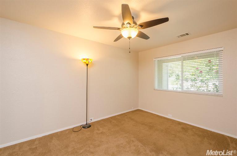 1709 Park Place Dr, Carmichael, CA 95608 photo 21