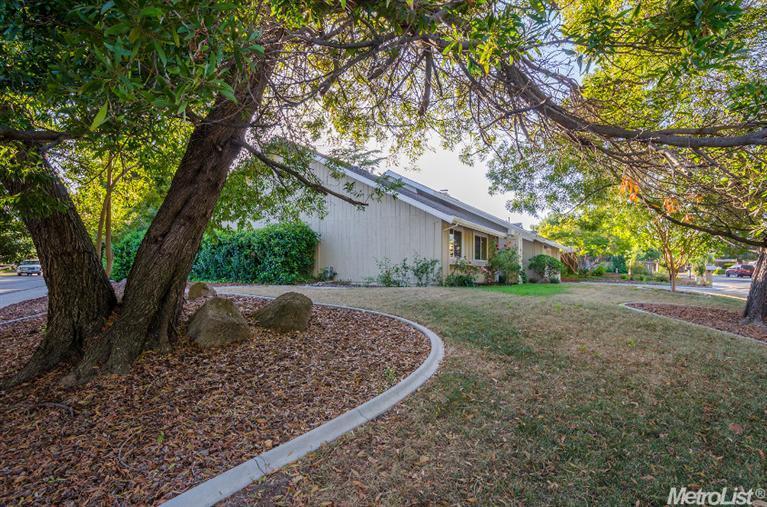 1709 Park Place Dr, Carmichael, CA 95608 photo 7