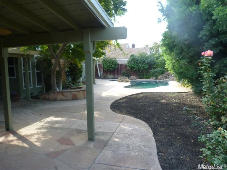 2725 Raintree Pl, Modesto, CA 95355 photo 25