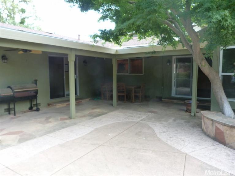2725 Raintree Pl, Modesto, CA 95355 photo 23