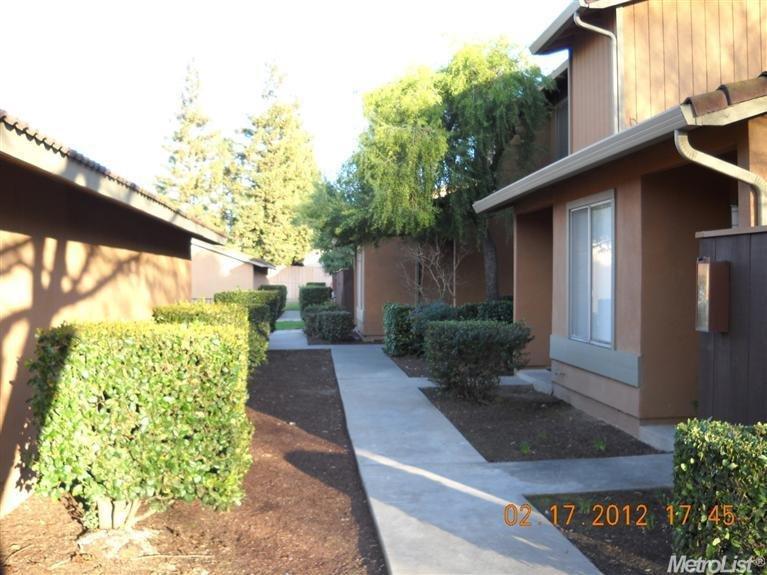 4008 Elmo Loop #b, Modesto, CA 95356 photo 11