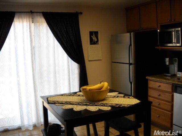 4008 Elmo Loop #b, Modesto, CA 95356 photo 3
