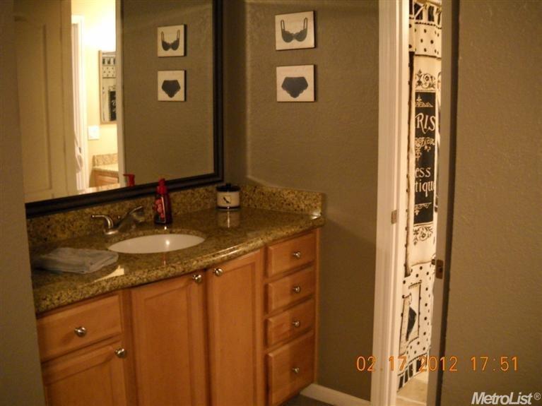 4008 Elmo Loop #b, Modesto, CA 95356 photo 9