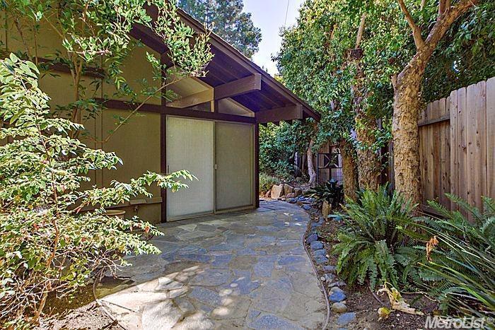 741 Plum Ln, Davis, CA 95616 photo 8