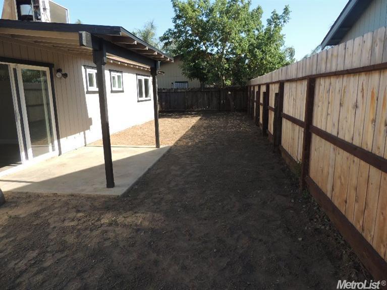 98 Maxwell Ave, Oakdale, CA 95361 photo 5