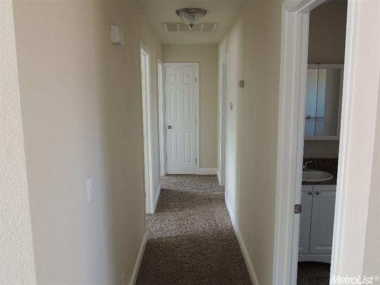 98 Maxwell Ave, Oakdale, CA 95361 photo 12