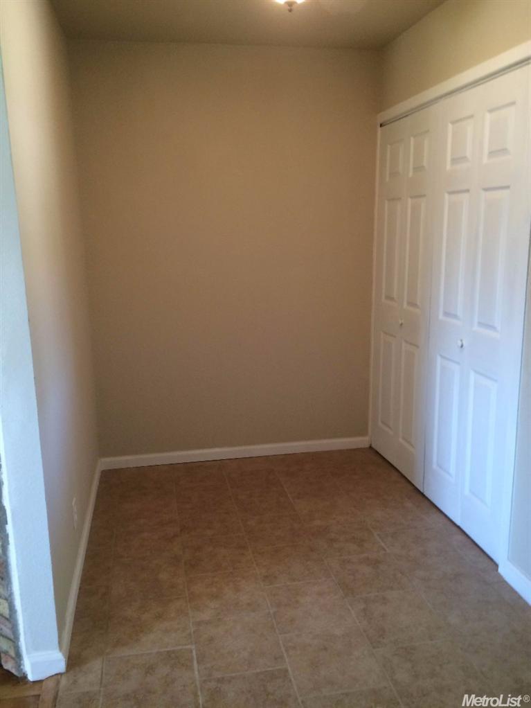 2107 5th St, Hughson, CA 95326 photo 13