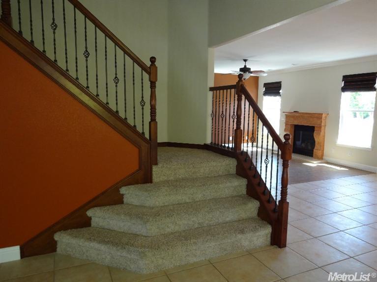 1272 Stonebridge Dr, Lodi, CA 95242 photo 5