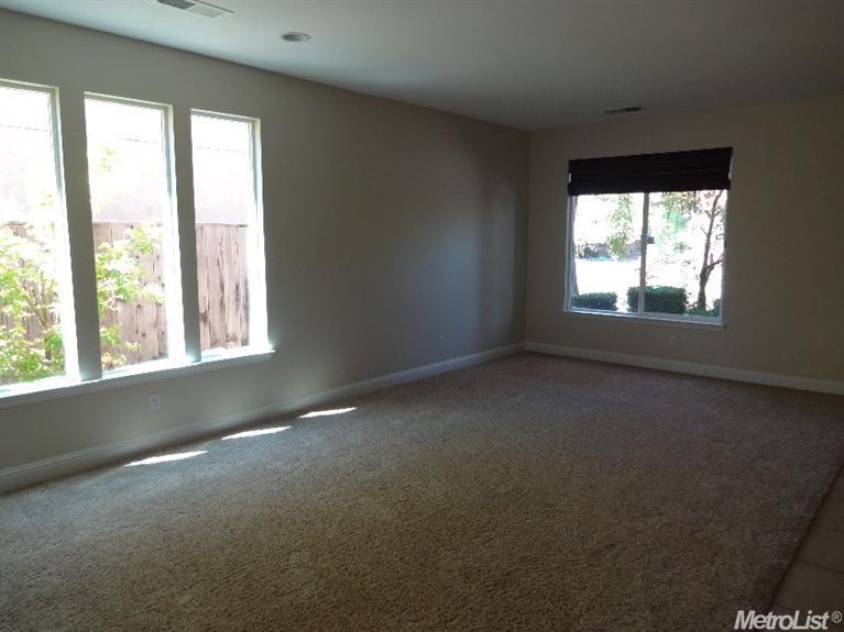1272 Stonebridge Dr, Lodi, CA 95242 photo 4
