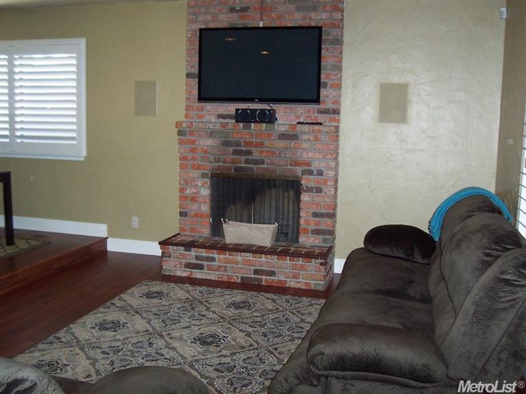 2404 Annhurst Ave, Turlock, CA 95382 photo 2