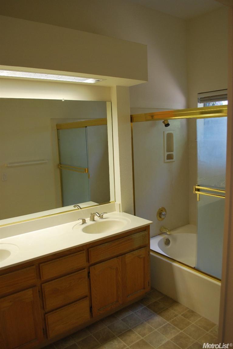 1633 Bailey Dr, Ripon, CA 95366 photo 8