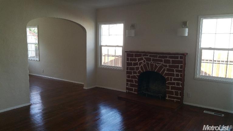 255 E Beverly Pl, Tracy, CA 95376 photo 1