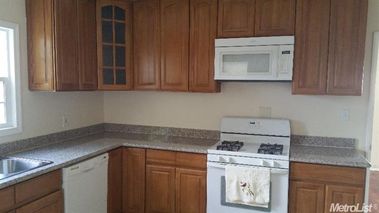 255 E Beverly Pl, Tracy, CA 95376 photo 10
