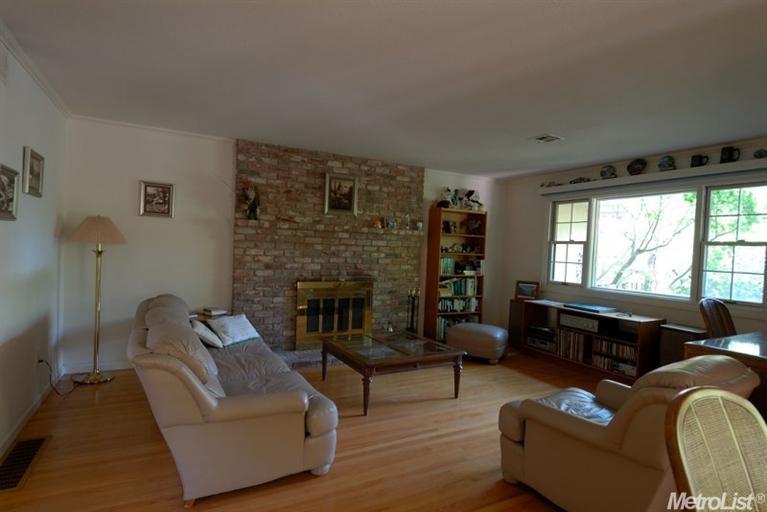 6438 Grant Ave, Carmichael, CA 95608 photo 1