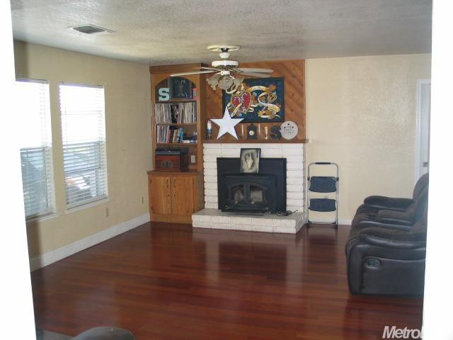 560 Ashland, Turlock, CA 95382 photo 3
